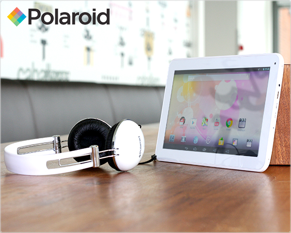 1 Day Fly - Polaroid 10,1'' Tablet Met Gratis Autohouder En Hoofdtelefoon