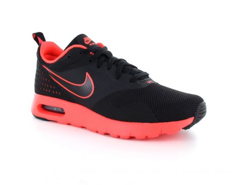 Avantisport - Nike - Air Max Tavas FB (GS) - Zwarte Sneaker