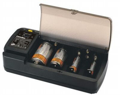 Buy This Today - Universele Lader Voor Alle Batterijen Vanaf 12,50 En Gratis