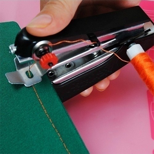 Deal Digger - Draagbare Naaimachine - Zo Klein Als Een Niettang