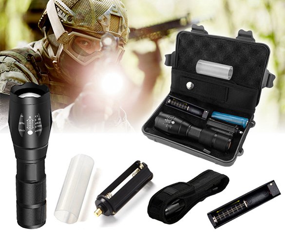 Groupdeal - Militaire Zaklamp met Accessoireset