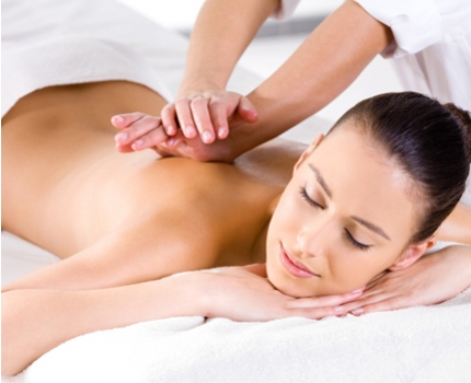 Groupdeal - Verwen jezelf met een wellnessmassage bij DewiCyntha!