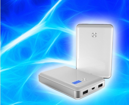 Groupdeal - Xtorm Power Bank; mobiele accu incl 5 connectoren; laadt o.a. mobieltjes