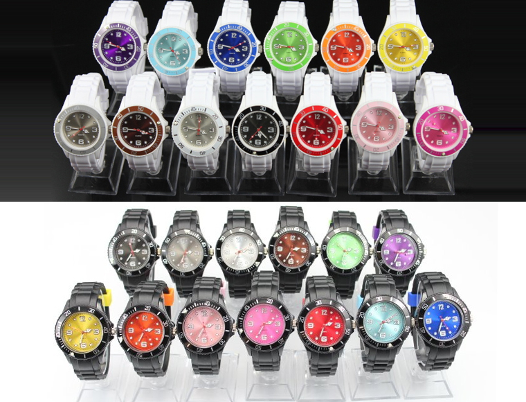 Lifestyle Deal - Trendy Fashion Watch In 13 Verschillende Kleuren Met Zwarte Of Witte Band