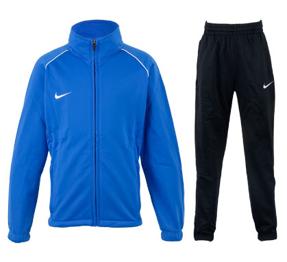 Plutosport - Nike Basic Poly Trainingspak Junior